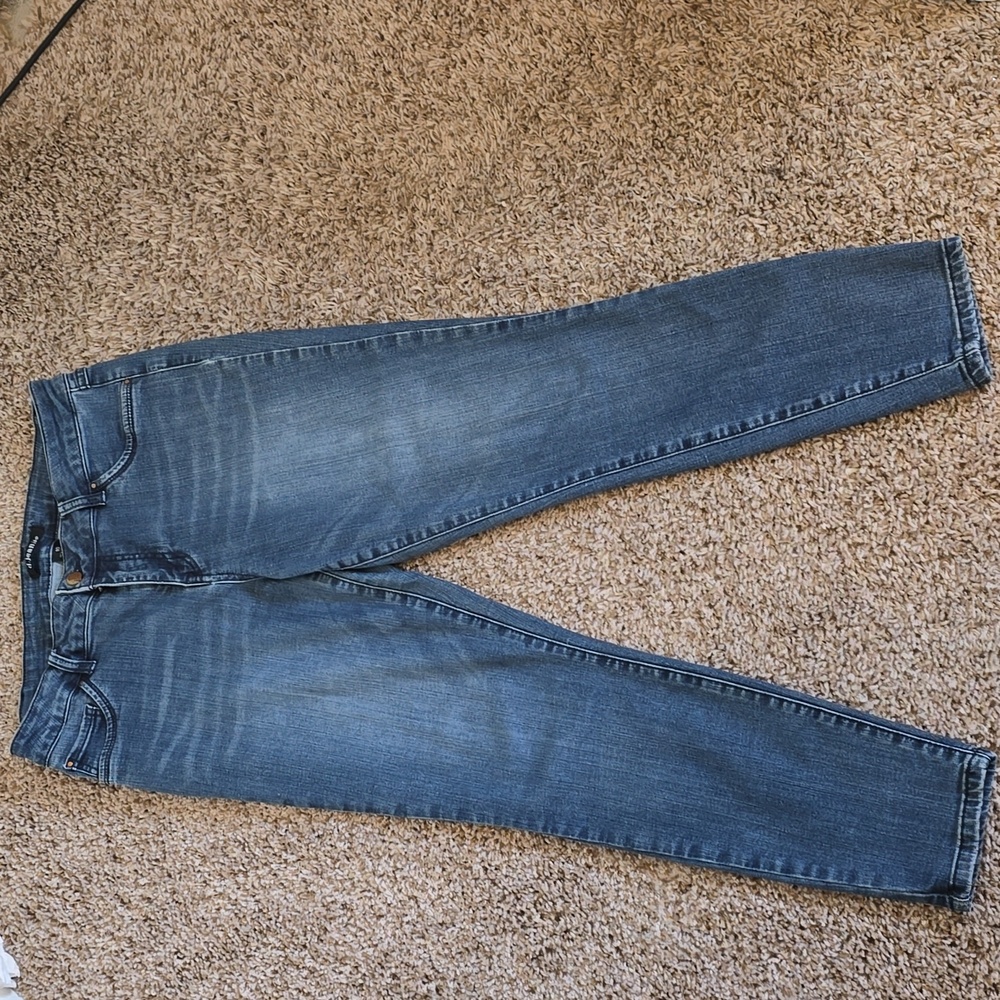 Super soft pair of stretchy size 10 jeans